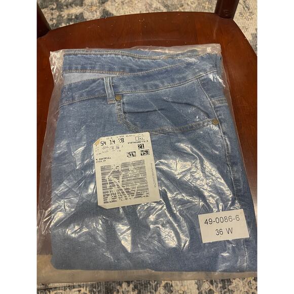 Woman Within Extended Plus Size Women's Jean Capri Size 36W Embroidered New - Picture 8 of 10